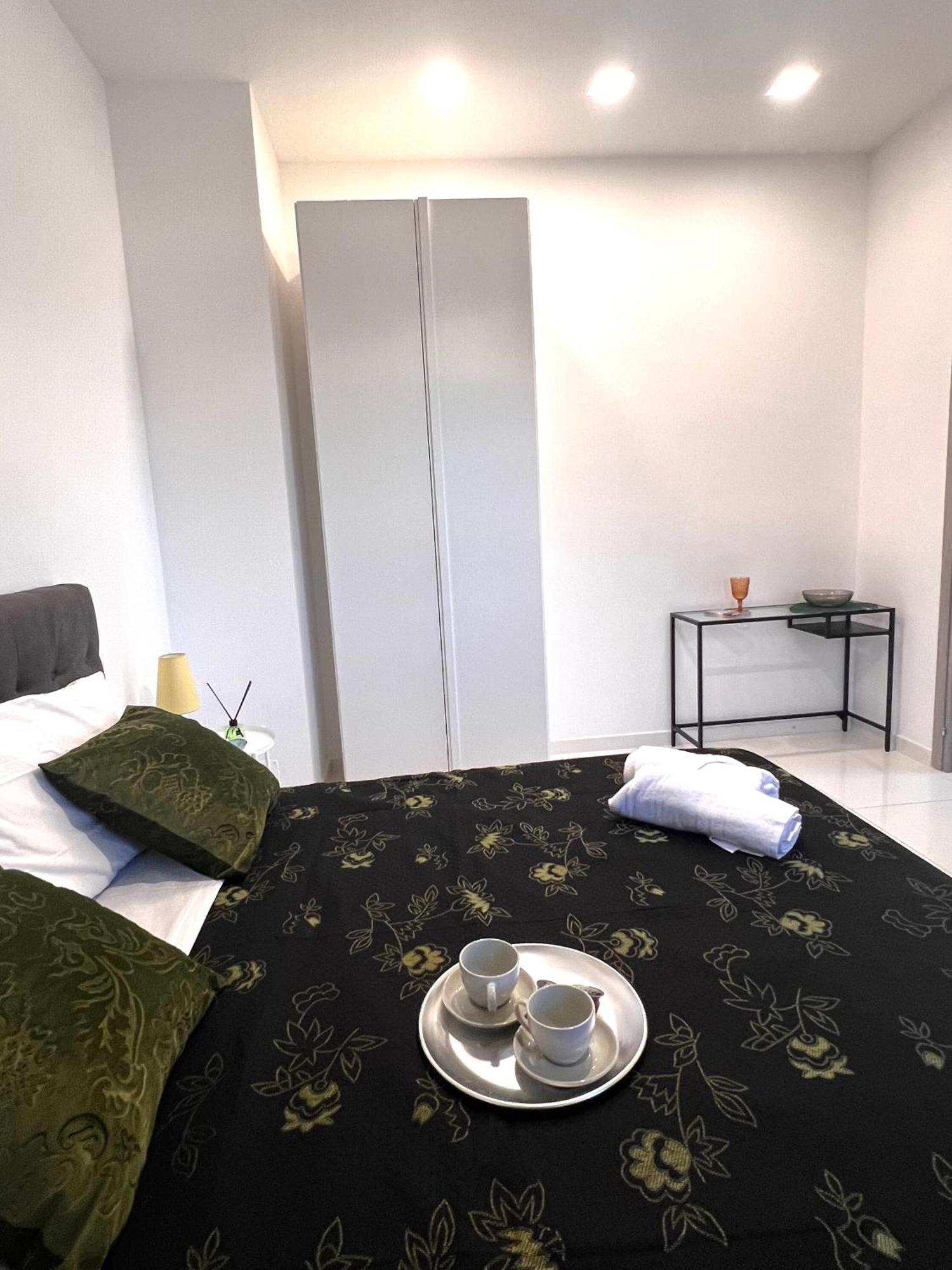 Roma Airport Sky Apartments Fiumicino Bagian luar foto