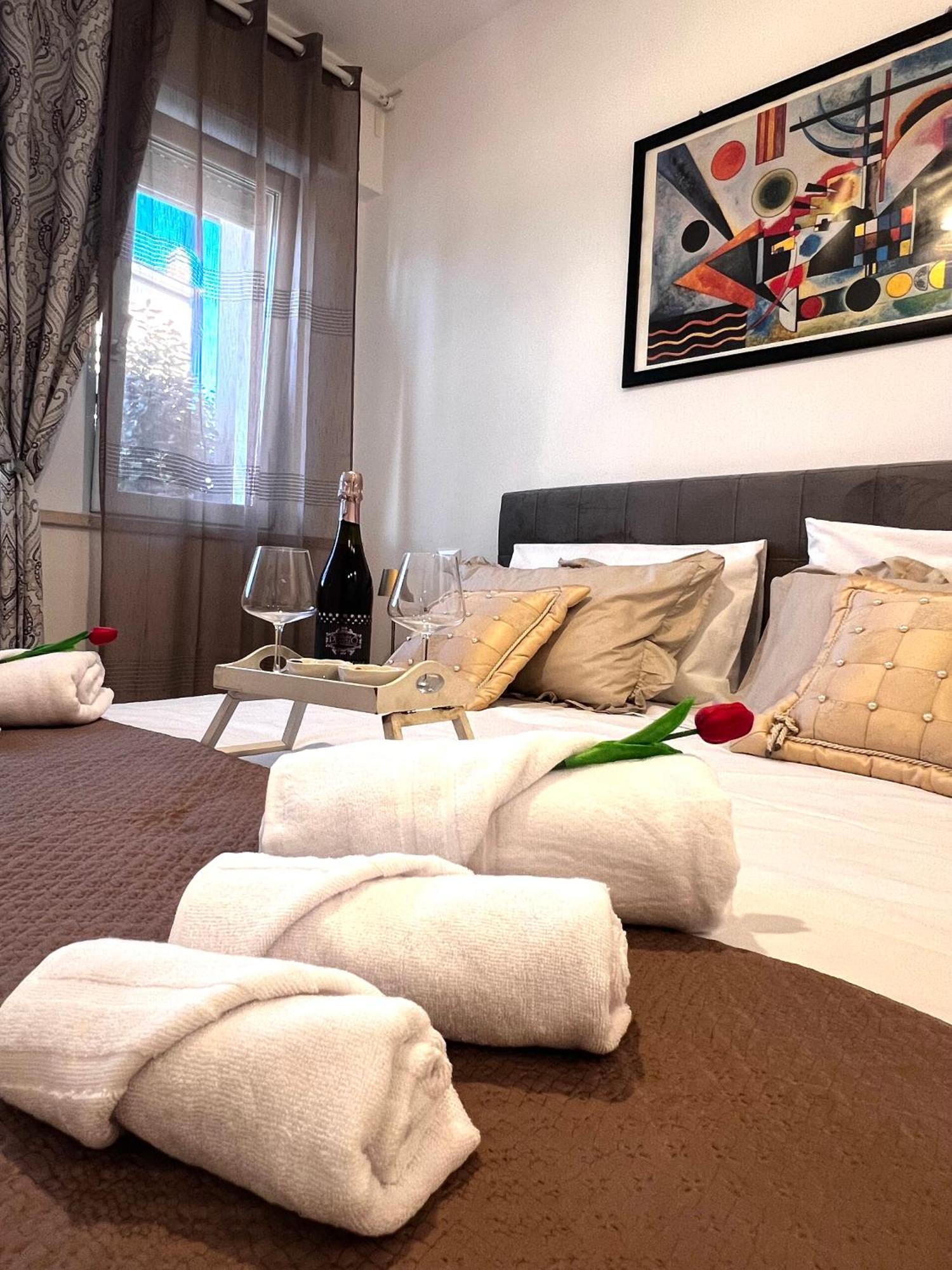 Roma Airport Sky Apartments Fiumicino Bagian luar foto