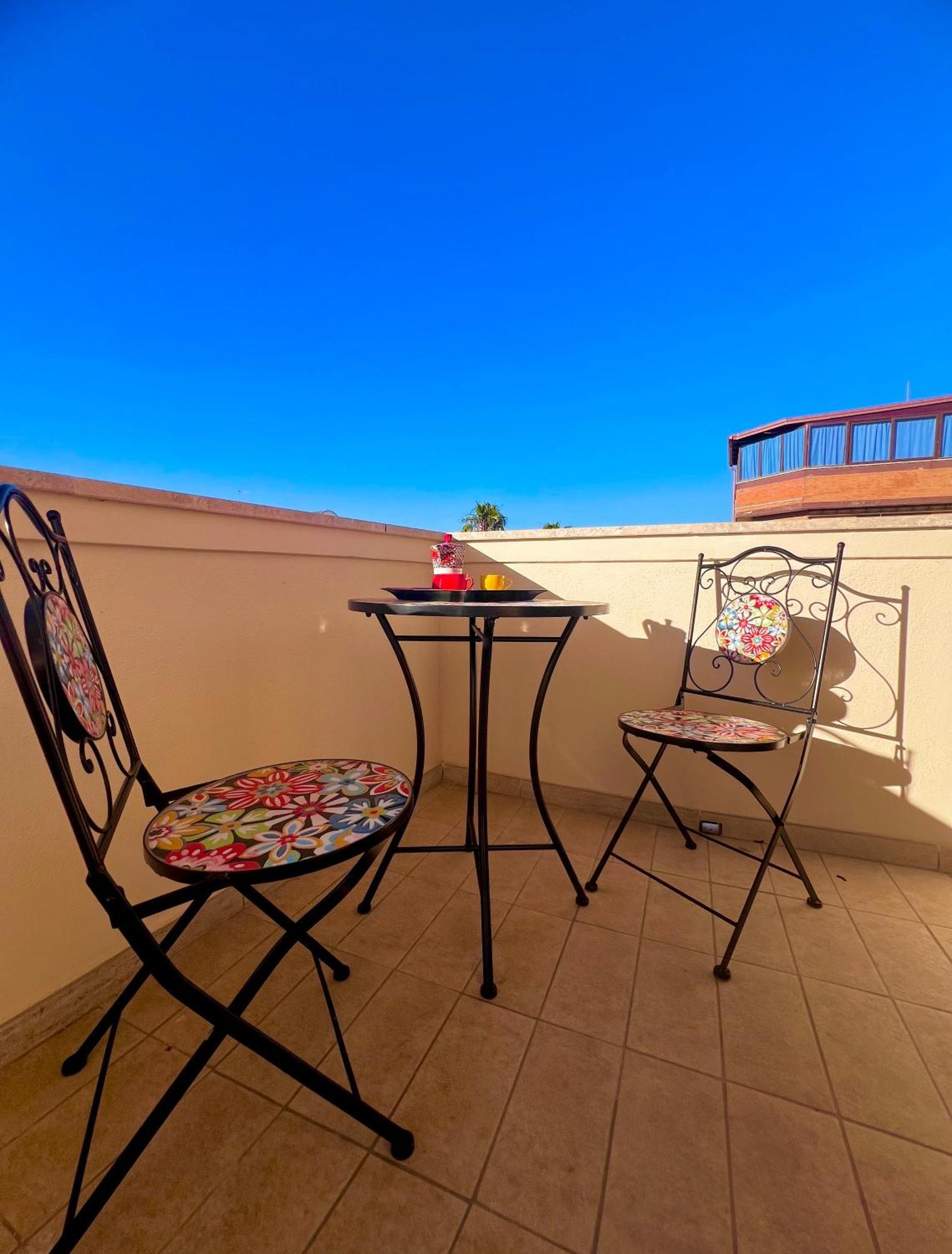 Roma Airport Sky Apartments Fiumicino Bagian luar foto