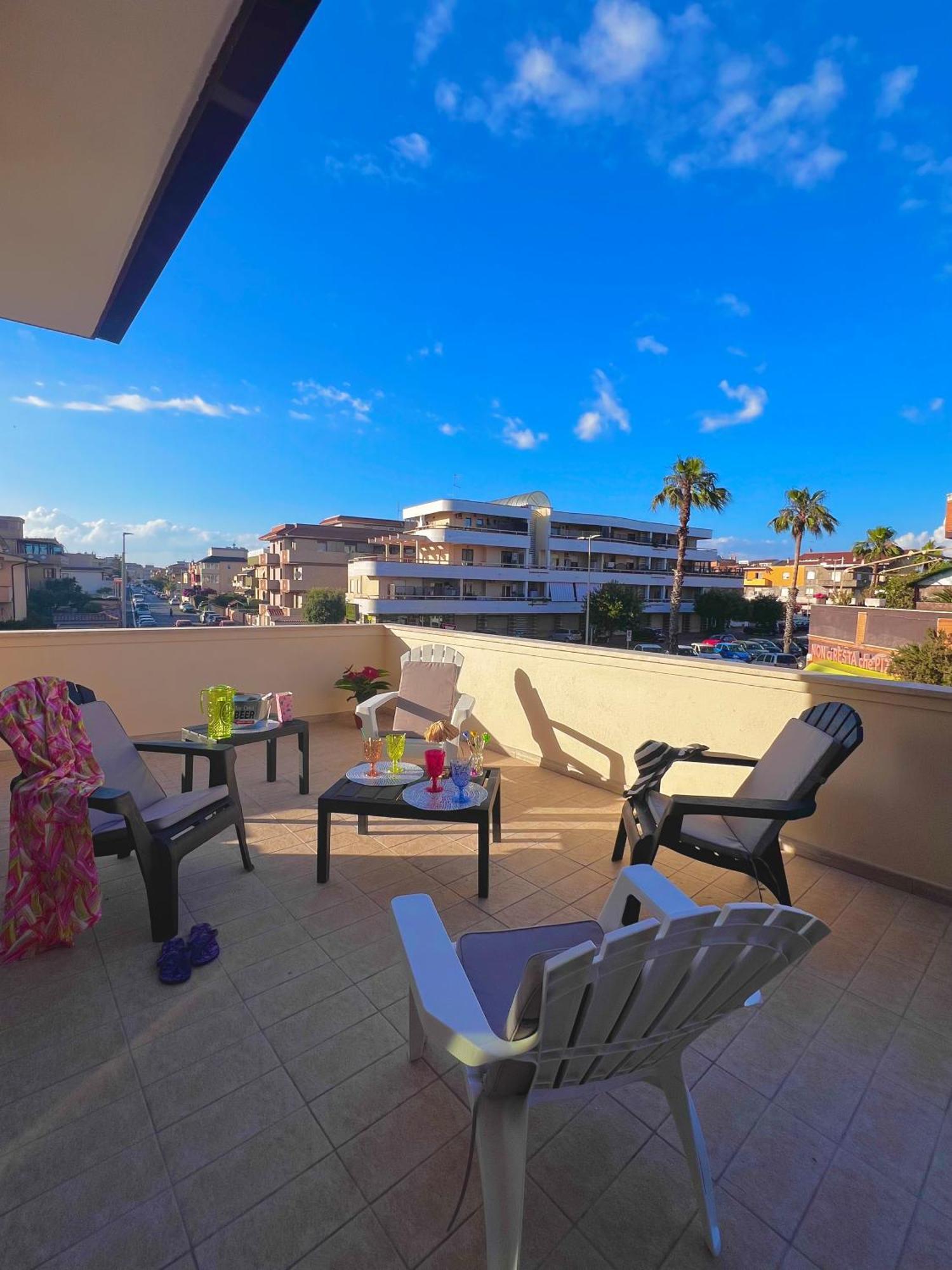 Roma Airport Sky Apartments Fiumicino Bagian luar foto